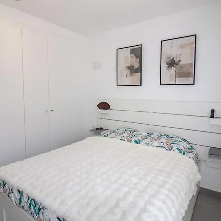 Ona Residencial Luxury Apartment
